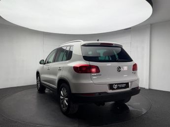 Volkswagen Tiguan 2.0 TDI BlueMotion Tech Match 4WD Euro 5 (s/s) 5dr