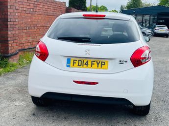 Peugeot 208 1.6 e-HDi Feline EGC Euro 5 (s/s) 5dr (Nav)
