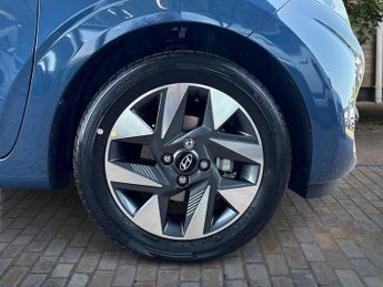 Hyundai i10 1.0 Advance Hatchback 5dr Petrol Auto Euro 6 (s/s) (63 ps)