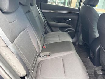 Hyundai Tucson 1.6 T-GDi MHEV SE Connect SUV 5dr Petrol Hybrid DCT Euro 6 (s/s)