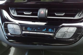 Toyota C-HR 1.8 VVT-h Icon CVT Euro 6 (s/s) 5dr