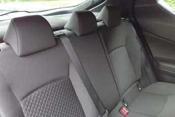 Toyota C-HR 1.8 VVT-h Icon CVT Euro 6 (s/s) 5dr