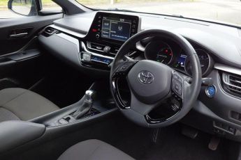 Toyota C-HR 1.8 VVT-h Icon CVT Euro 6 (s/s) 5dr