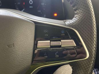 Nissan ARIYA 87kWh Evolve SUV 5dr Electric Auto 22kW Charger (242 ps)