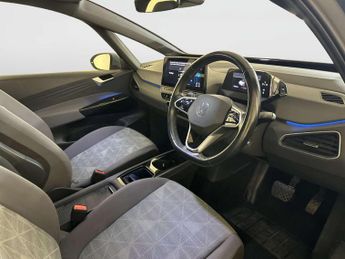 Volkswagen ID.3 Pro 58kWh Life Hatchback 5dr Electric Auto (145 ps)