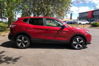 Nissan Qashqai 1.2 DiG-T N-Connecta 5dr Xtronic