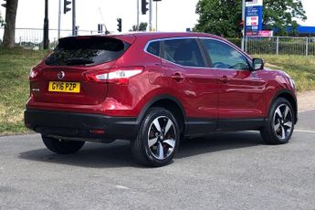 Nissan Qashqai 1.2 DiG-T N-Connecta 5dr Xtronic