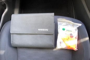 Nissan Qashqai 1.2 DiG-T N-Connecta 5dr Xtronic