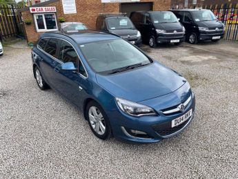 Vauxhall Astra 2.0 CDTi SRi Sports Tourer Euro 5 (s/s) 5dr