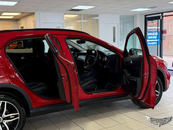 Mercedes-Benz GLA 1.6 GLA180 Urban Edition 7G-DCT Euro 6 (s/s) 5dr