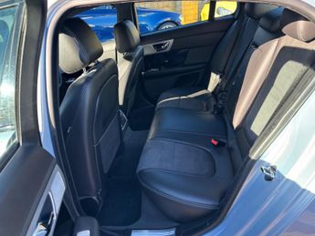 Jaguar XF 2.2d R-Sport Auto Euro 5 (s/s) 4dr