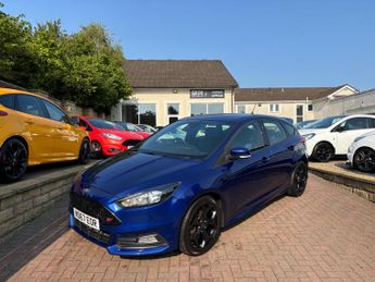 Ford Focus 2.0 TDCi ST-2 Euro 6 (s/s) 5dr