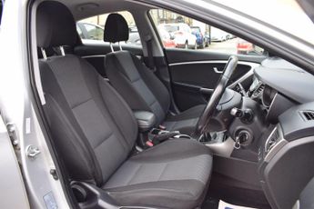Hyundai i30 1.6 CRDi Blue Drive Active Euro 5 (s/s) 5dr