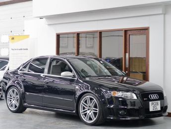 Audi RS4 4.2 quattro 4dr