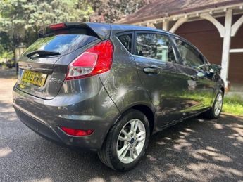 Ford Fiesta 1.0T EcoBoost Zetec Powershift Euro 6 5dr