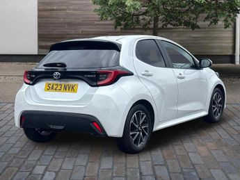 Toyota Yaris 1.5 VVT-h Design Hatchback 5dr Petrol Hybrid E-CVT Euro 6 (s/s) 
