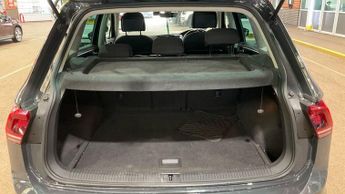 Volkswagen Tiguan 2.0 TDI SEL DSG Euro 6 (s/s) 5dr