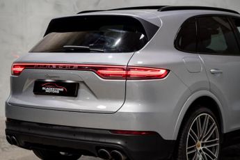 Porsche Cayenne 3.0T V6 TiptronicS 4WD Euro 6 (s/s) 5dr