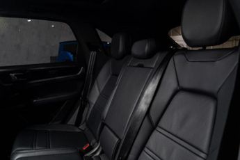 Porsche Cayenne 3.0T V6 TiptronicS 4WD Euro 6 (s/s) 5dr