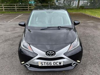 Toyota AYGO 1.0 VVT-i x-play Euro 6 5dr