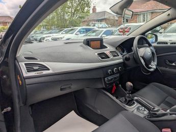 Renault Megane 1.6 16V Dynamique TomTom Euro 5 3dr