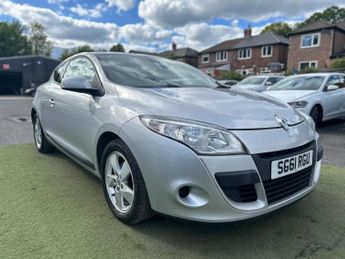 Renault Megane 1.6 16V Dynamique TomTom Euro 5 3dr