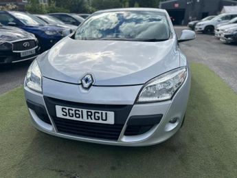 Renault Megane 1.6 16V Dynamique TomTom Euro 5 3dr