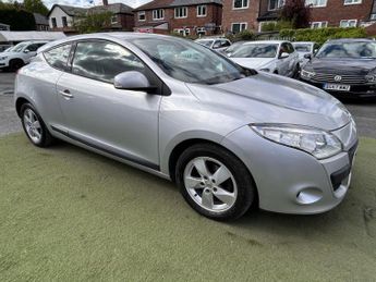 Renault Megane 1.6 16V Dynamique TomTom Euro 5 3dr