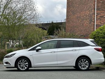 Vauxhall Astra 1.6 CDTi Design Sports Tourer 5dr Diesel Auto Euro 6 (136 ps)