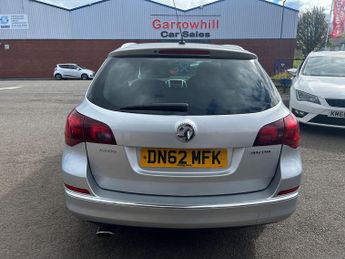 Vauxhall Astra 2.0 CDTi SRi Sports Tourer Euro 5 (s/s) 5dr