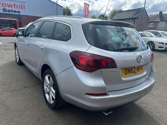 Vauxhall Astra 2.0 CDTi SRi Sports Tourer Euro 5 (s/s) 5dr