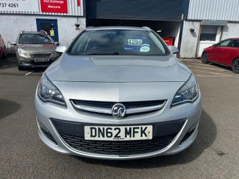 Vauxhall Astra 2.0 CDTi SRi Sports Tourer Euro 5 (s/s) 5dr