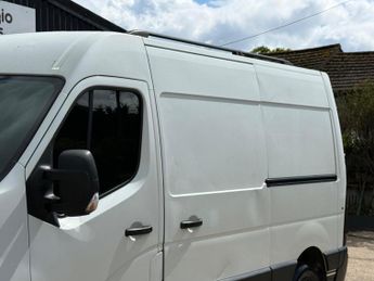 Nissan NV400 2.3 dCi 33 SE FWD L2 H2 Euro 6 5dr