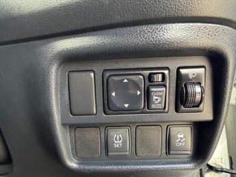 Nissan Juke 1.6 N-Connecta XTRON Euro 6 5dr