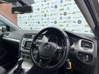 Volkswagen Golf 1.6 TDI BlueMotion Tech Match DSG Euro 5 (s/s) 5dr