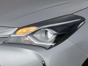 Toyota Yaris 1.5 VVT-h Icon Tech E-CVT Euro 6 (s/s) 5dr