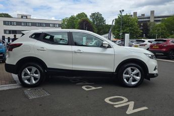 Nissan Qashqai 1.3 DiG-T 160 Acenta Premium 5dr DCT