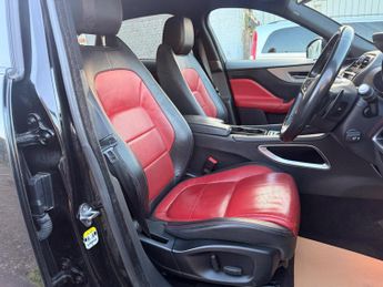 Jaguar F-PACE 2.0 D180 R-Sport Auto AWD Euro 6 (s/s) 5dr