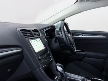 Ford Mondeo 2.0 TiVCT Titanium CVT Euro 6 (s/s) 4dr