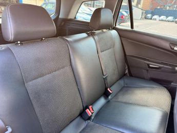 Vauxhall Astra 1.8i 16v Design 5dr