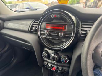MINI Hatch 1.5 Cooper Euro 6 (s/s) 3dr