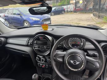 MINI Hatch 1.5 Cooper Euro 6 (s/s) 3dr