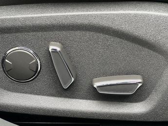 Ford Mondeo 2.0T EcoBoost Titanium Auto Euro 6 (s/s) 5dr