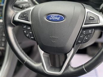 Ford Mondeo 2.0T EcoBoost Titanium Auto Euro 6 (s/s) 5dr