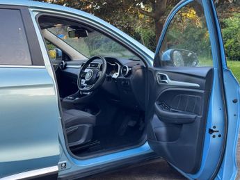 MG MG ZS 44.5kWh Excite Auto 5dr