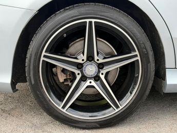 Mercedes-Benz C Class 2.0 C200 AMG Line 7G-Tronic+ Euro 6 (s/s) 4dr