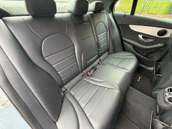Mercedes-Benz C Class 2.0 C200 AMG Line 7G-Tronic+ Euro 6 (s/s) 4dr