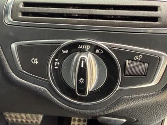 Mercedes-Benz C Class 2.0 C200 AMG Line 7G-Tronic+ Euro 6 (s/s) 4dr