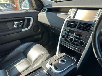 Land Rover Discovery Sport 2.0 TD4 HSE Black Auto 4WD Euro 6 (s/s) 5dr