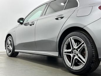 Mercedes-Benz A Class 1.3 A250e 15.6kWh AMG Line 8G-DCT Euro 6 (s/s) 5dr